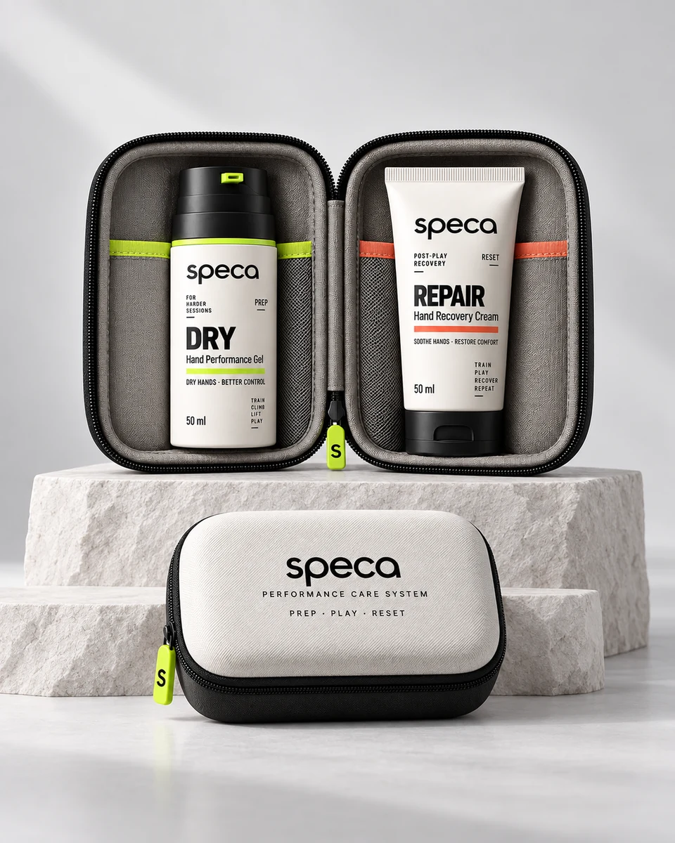 SPECA textile pockets holding labelled DRY and REPAIR products; case shown open and closed